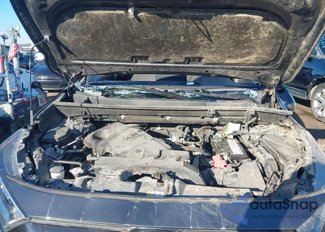 2020 Toyota Rav4 Xle z USA, uszkodzony, nr VIN 2T3W1RFV1LC059350